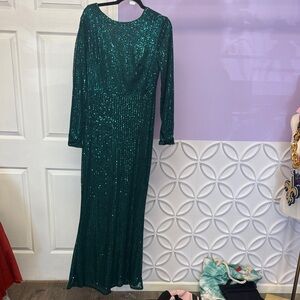 Elegant Green Sequin Gown